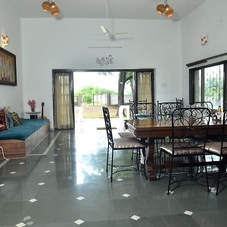 Whispering Woods Villa And Eco Farms Lonavala Exterior photo